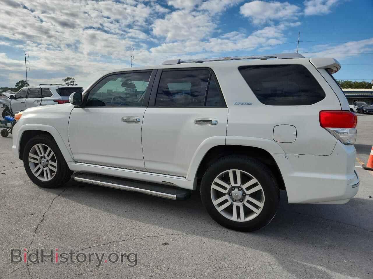 2011 TOYOTA 4RUNNER - VIN: JTEZU5JR9B5018357 - Фото 2