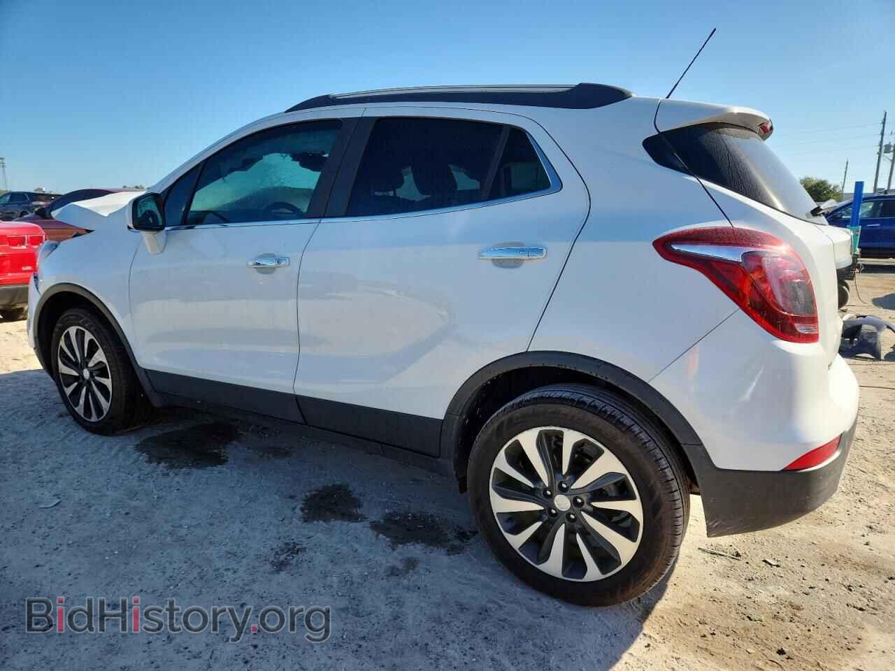 2022 BUICK ENCORE - VIN: KL4CJASM1NB500111 - Photo 2