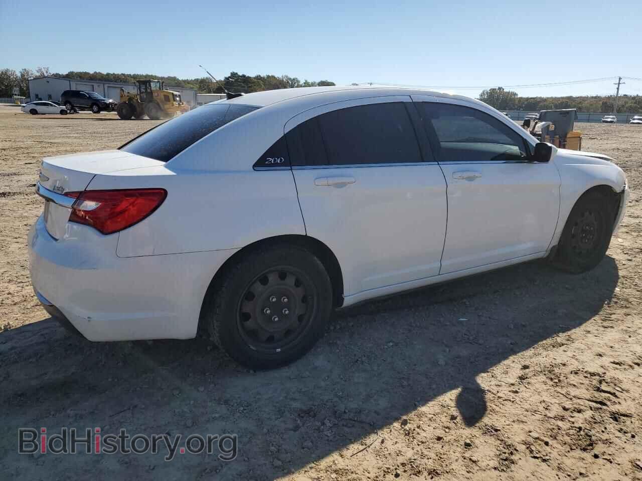 2014 CHRYSLER 200 - VIN: 1C3CCBAB3EN123841 - Фото 3