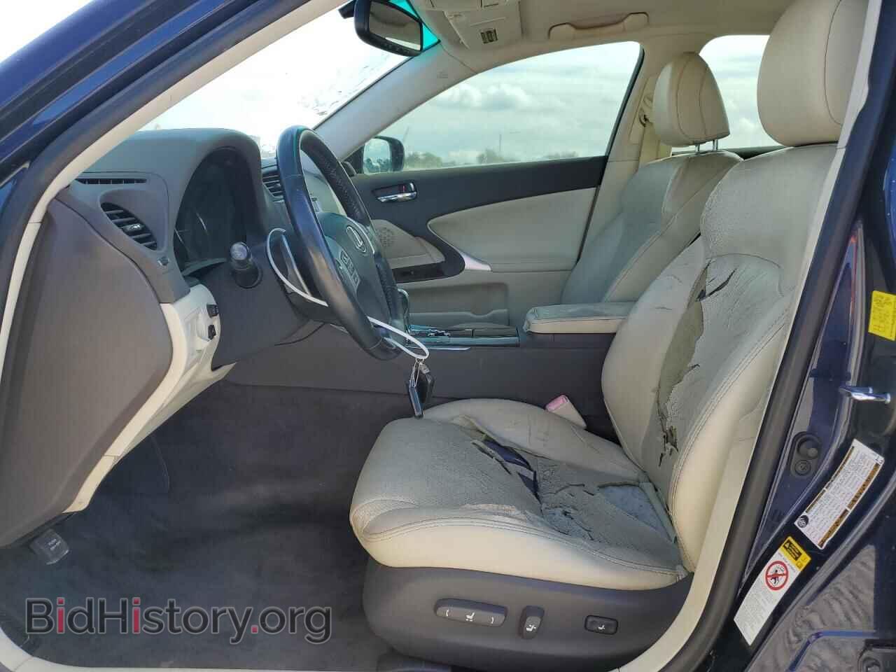 2011 LEXUS IS - VIN: JTHBF5C29B5139548 - Photo 7
