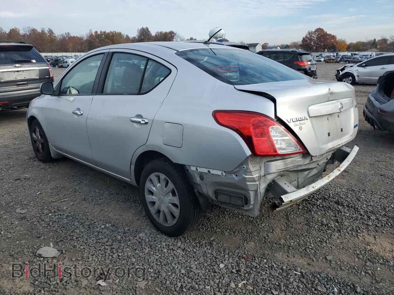 2012 NISSAN VERSA - VIN: 3N1CN7AP5CL834827 - Фото 2