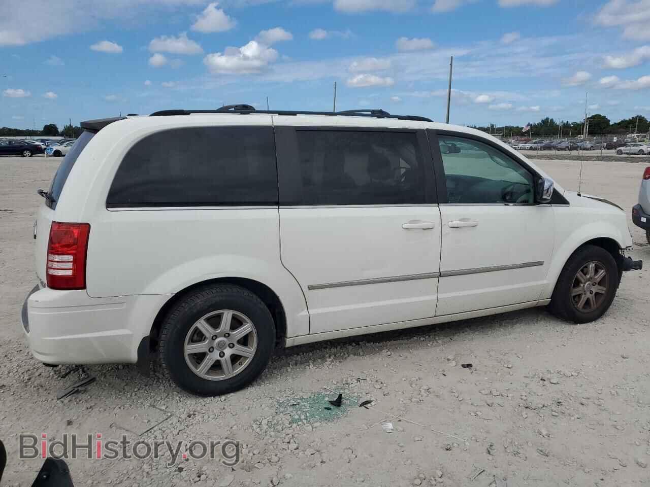 2010 CHRYSLER MINIVAN - VIN: 2A4RR8DX2AR366305 - Фото 3