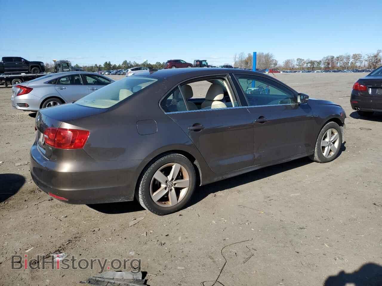 2014 VOLKSWAGEN JETTA - VIN: 3VWLL7AJ5EM378112 - Фото 3