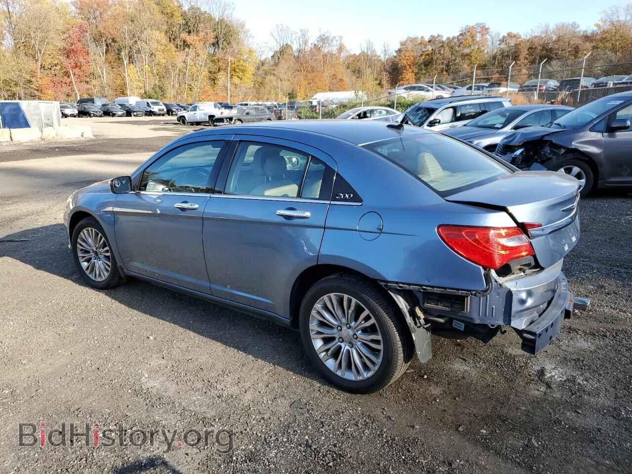 2011 CHRYSLER 200 - VIN: 1C3BC2FB1BN615557 - Фото 2