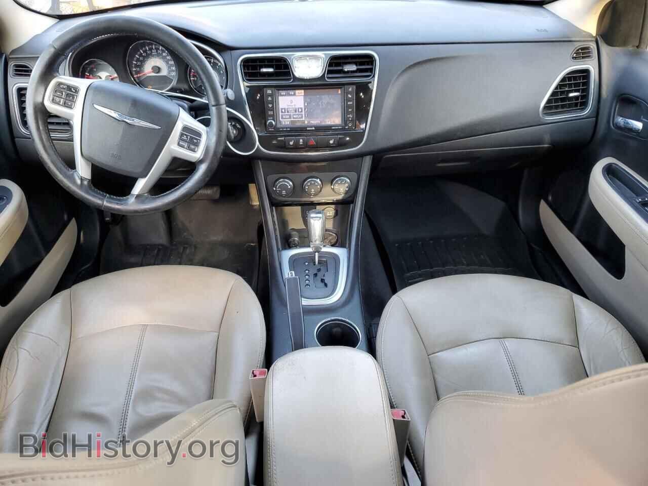 2011 CHRYSLER 200 - VIN: 1C3BC2FB1BN615557 - Фото 8
