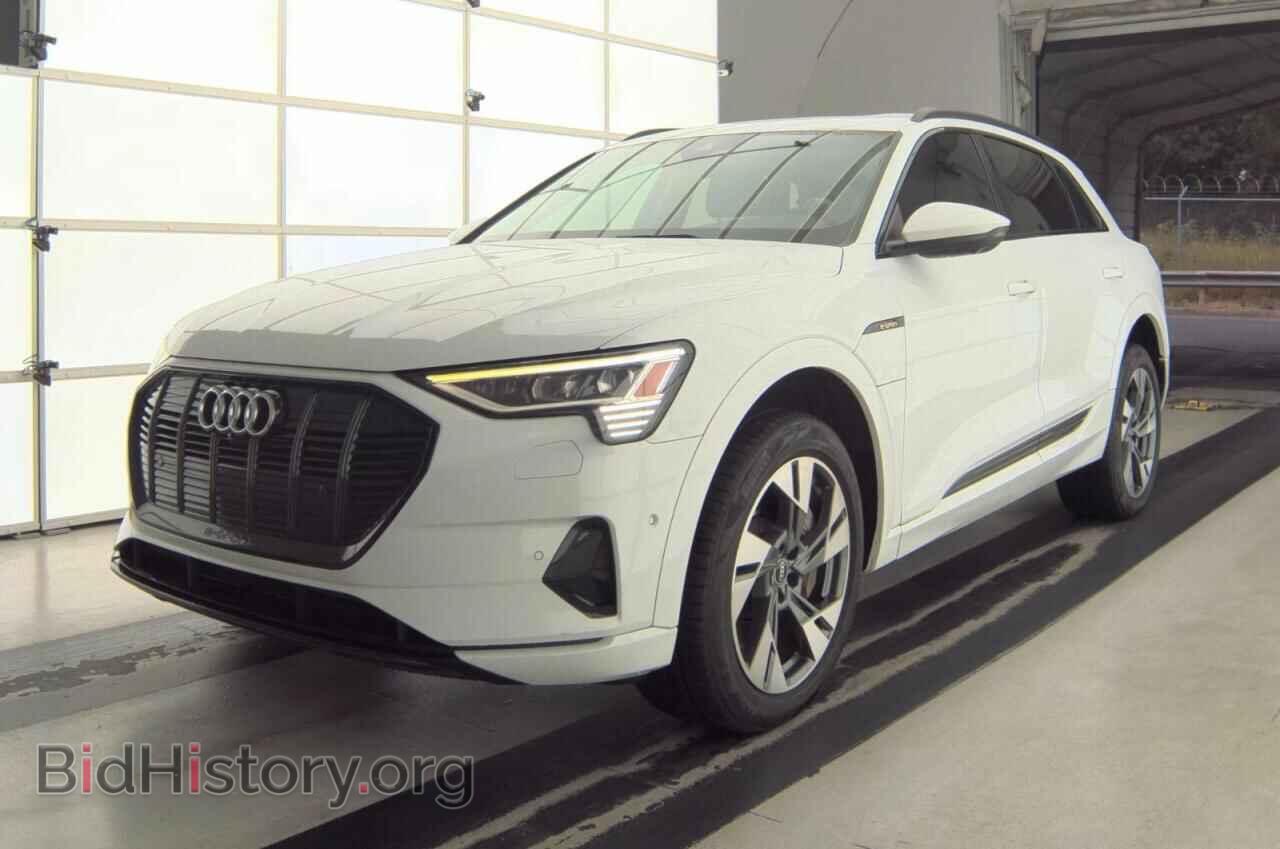 2021 AUDI E-TRON - VIN: WA1AAAGE8MB010286 - Фото 2