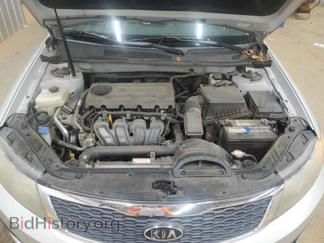 2009 KIA OPTIMA - VIN: KNAGE228295333022 - Фото 11