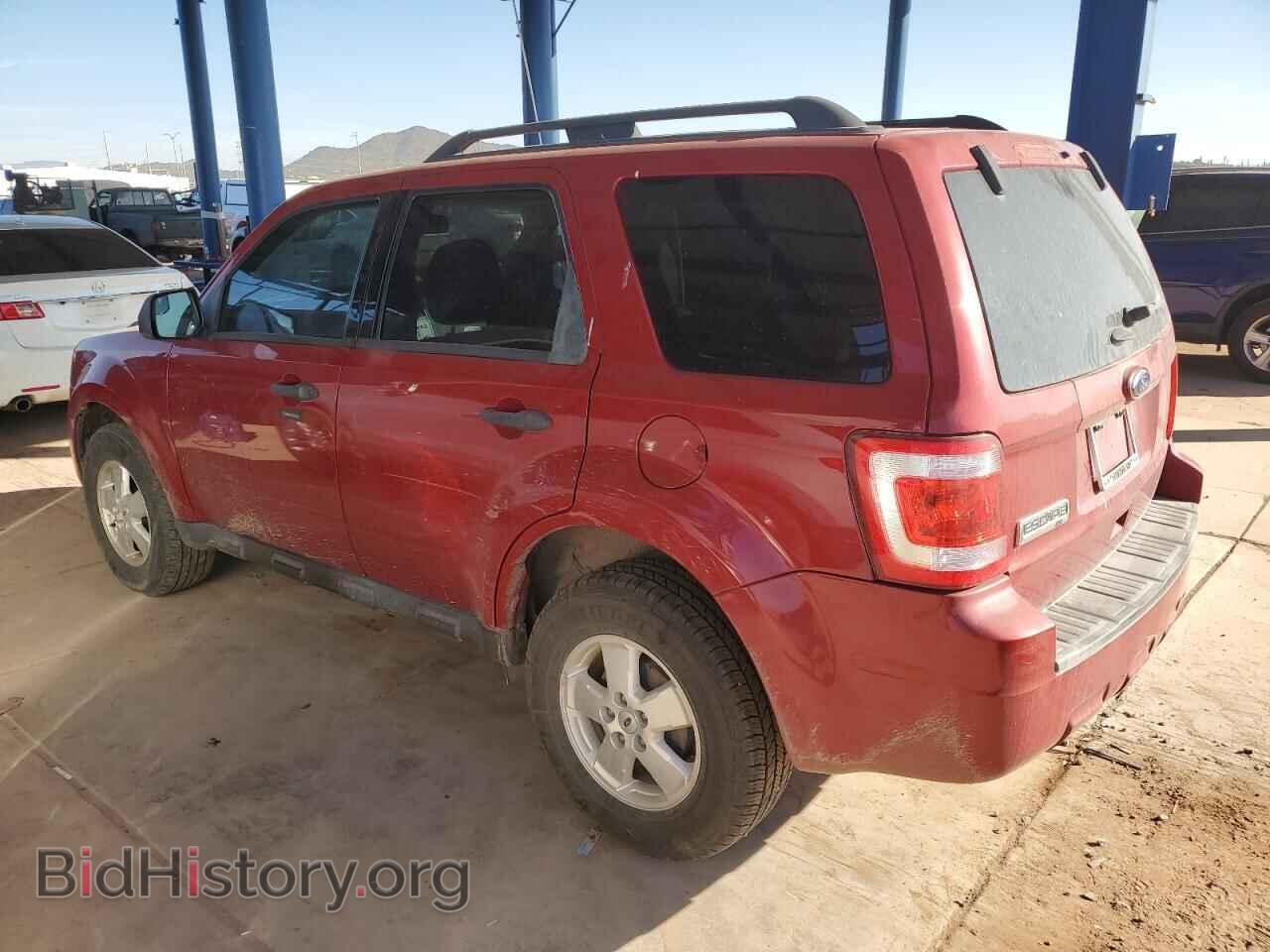 2011 FORD ESCAPE - VIN: 1FMCU0D74BKB59776 - Фото 2