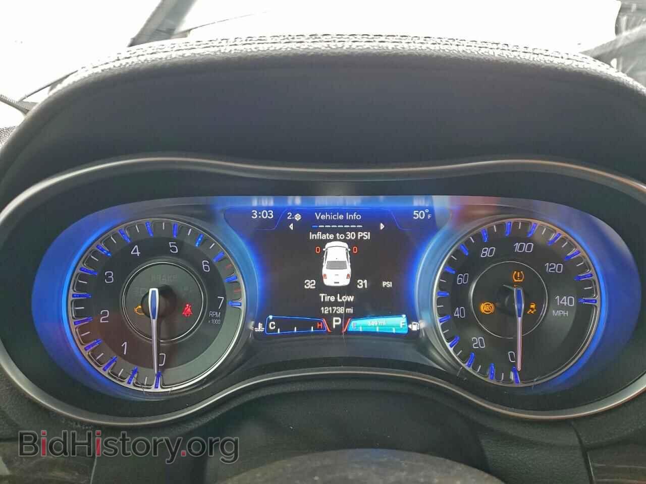 2016 CHRYSLER 300 - VIN: 2C3CCAKG2GH344038 - Фото 9