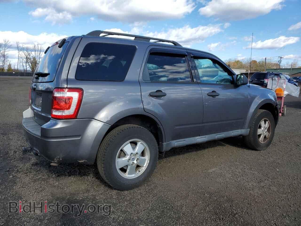 2011 FORD ESCAPE - VIN: 1FMCU0D79BKC46976 - Фото 3