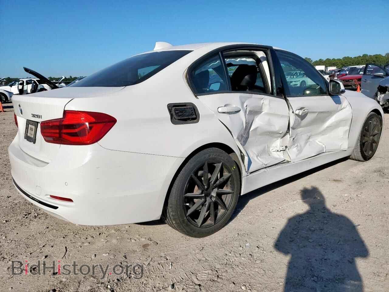 2016 BMW 3 SERIES - VIN: WBA8E9G52GNT81502 - Фото 3
