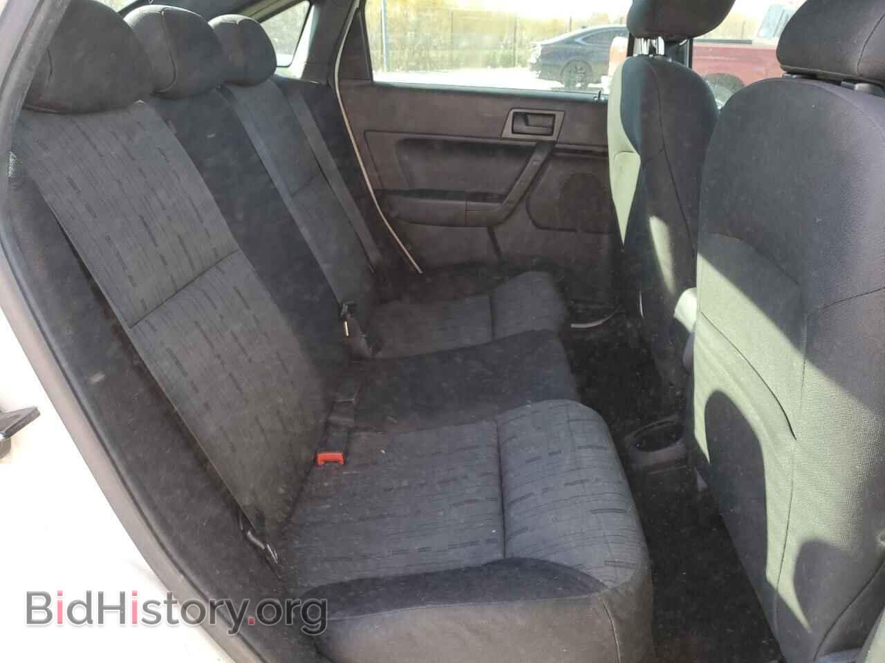 2011 FORD FOCUS - VIN: 1FAHP3FN2BW123677 - Фото 10
