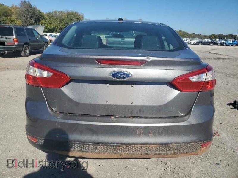 2014 Ford FOCUS (VIN 1FADP3F2XEL206817) — photo 6 of 12