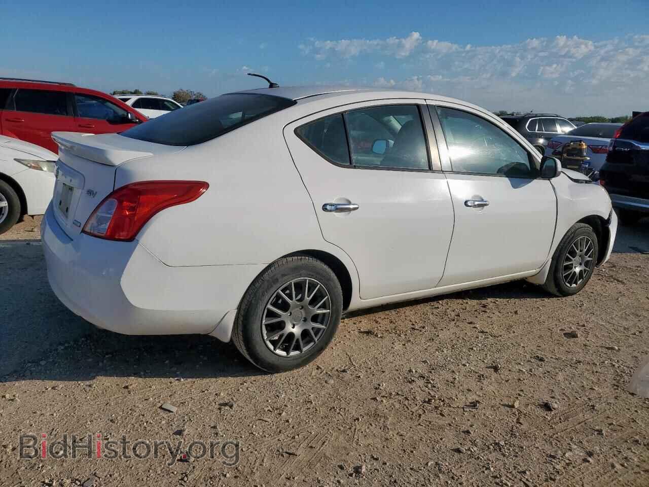 2013 NISSAN VERSA - VIN: 3N1CN7AP1DL876526 - Фото 3