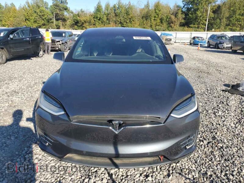 2017 Tesla MODEL X (VIN 5YJXCBE2XHF056830) — фото 5 из 12