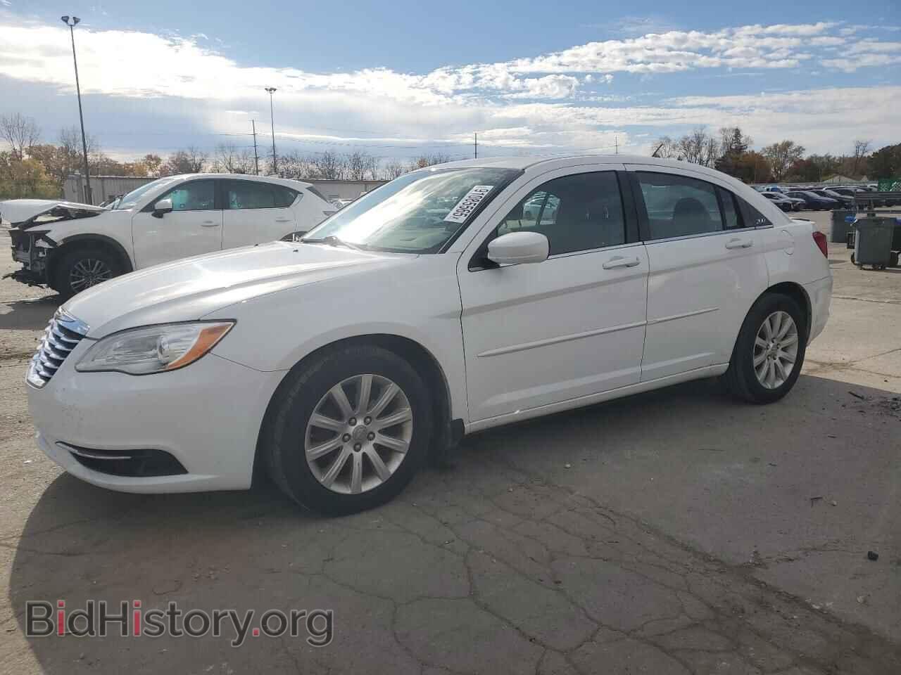 Photo 1C3CCBBG4DN678628 - CHRYSLER 200 2013