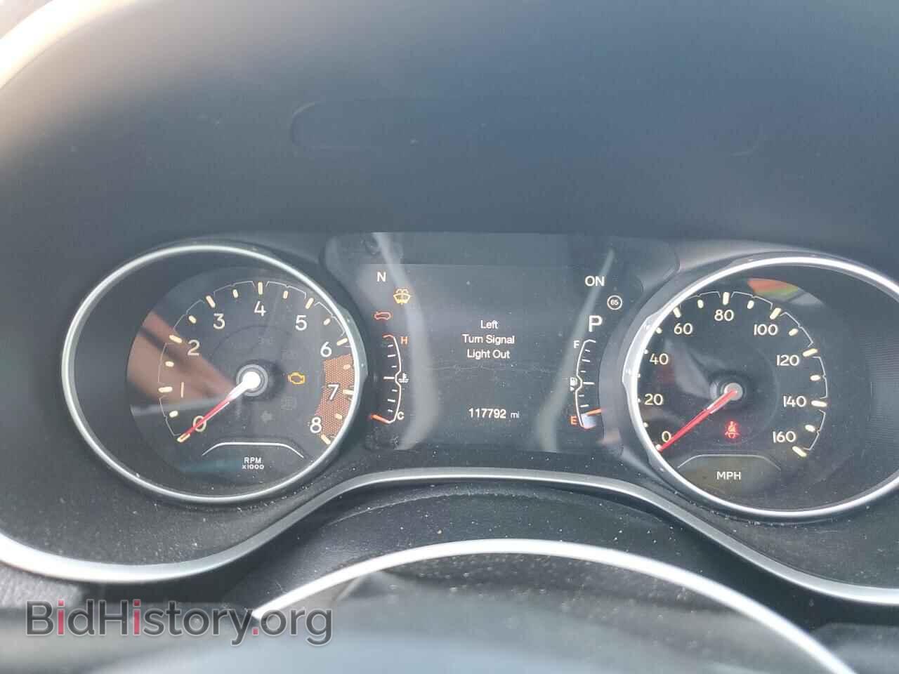 2018 JEEP COMPASS - VIN: 3C4NJCAB7JT318870 - Фото 9