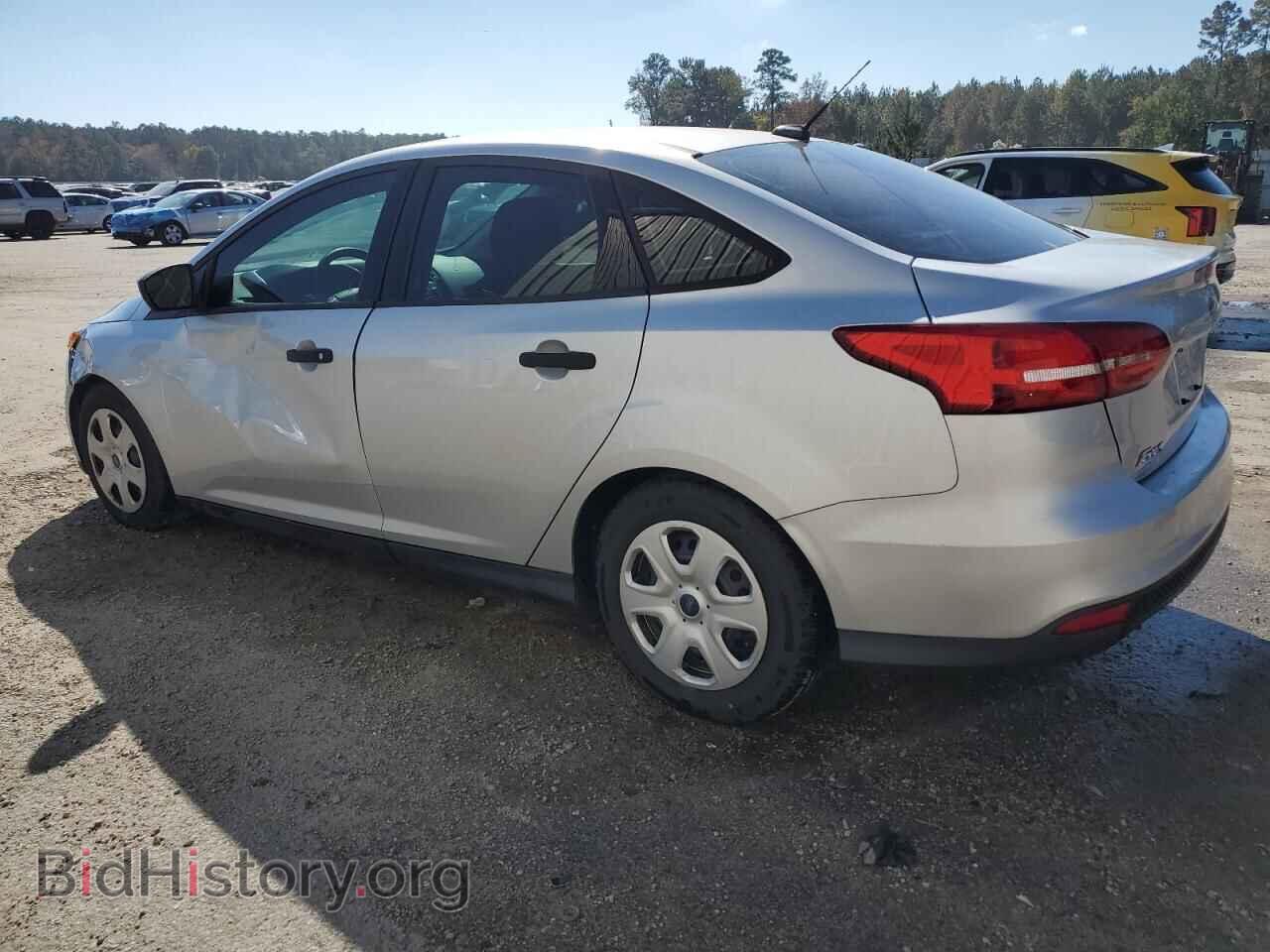 2016 FORD FOCUS - VIN: 1FADP3E24GL304357 - Фото 2