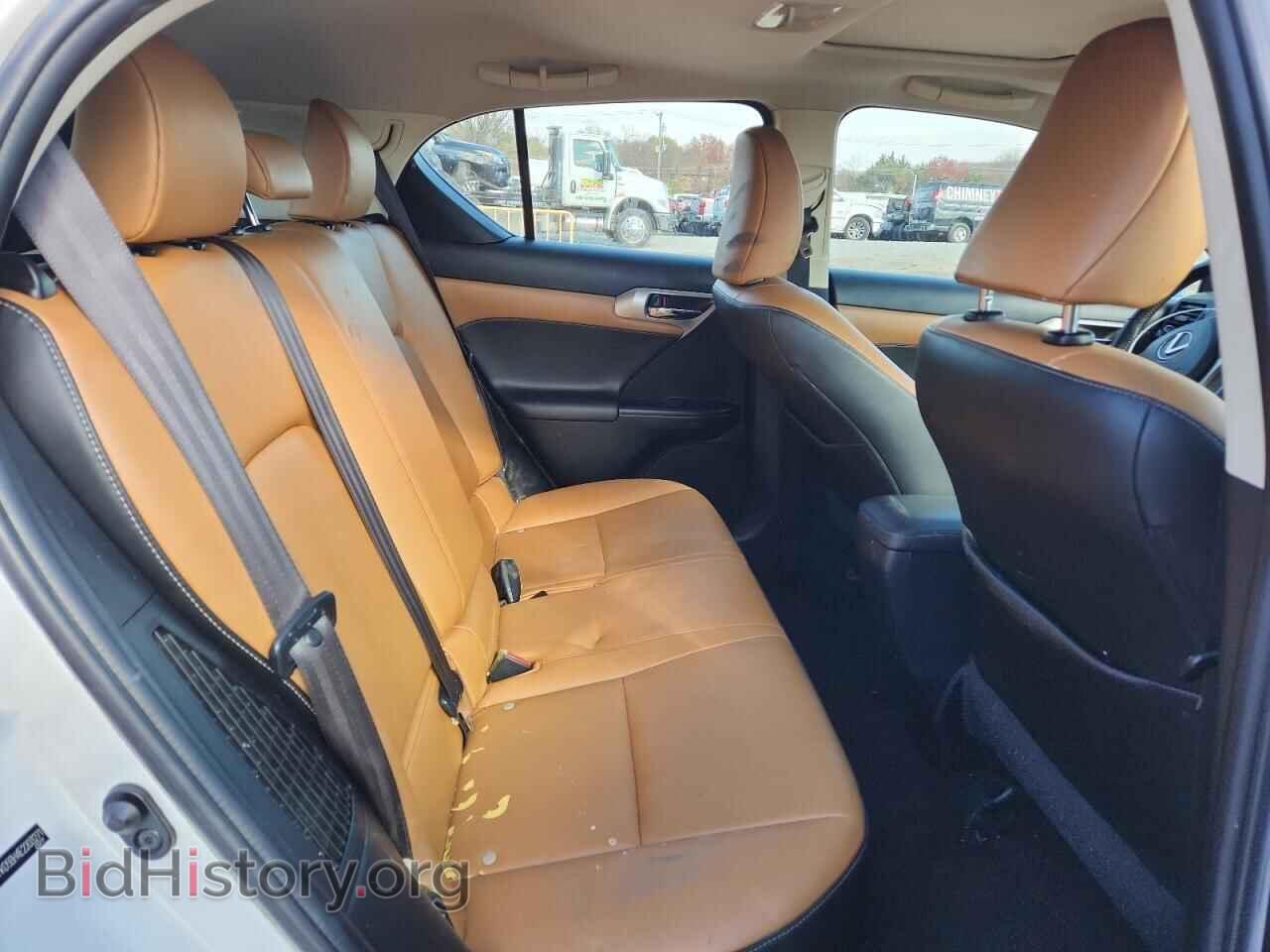 2014 LEXUS CT 200 - VIN: JTHKD5BH4E2203271 - Photo 10