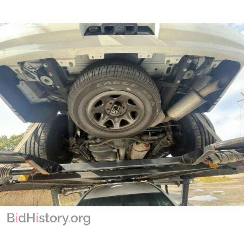 2017 CHEVROLET TAHOE - VIN: 1GNLCDEC2HR190882 - Фото 7