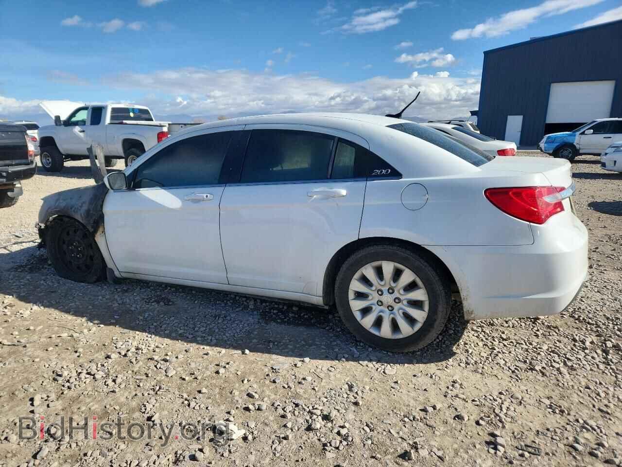 2013 CHRYSLER 200 - VIN: 1C3CCBAB9DN640611 - Фото 2