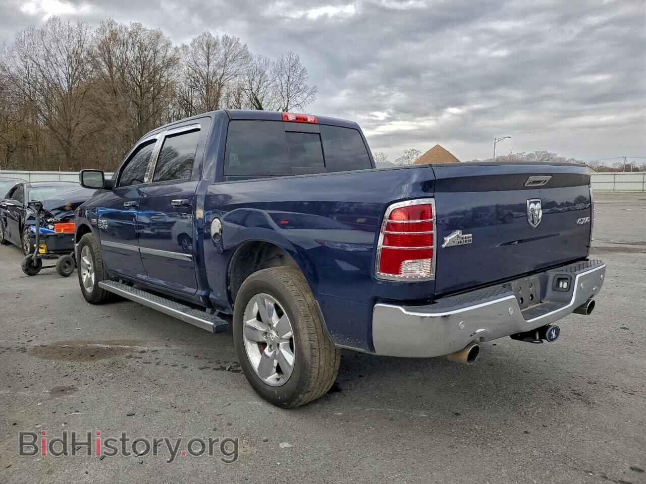 2017 RAM 1500 - VIN: 3C6RR7LT6HG750951 - Фото 2