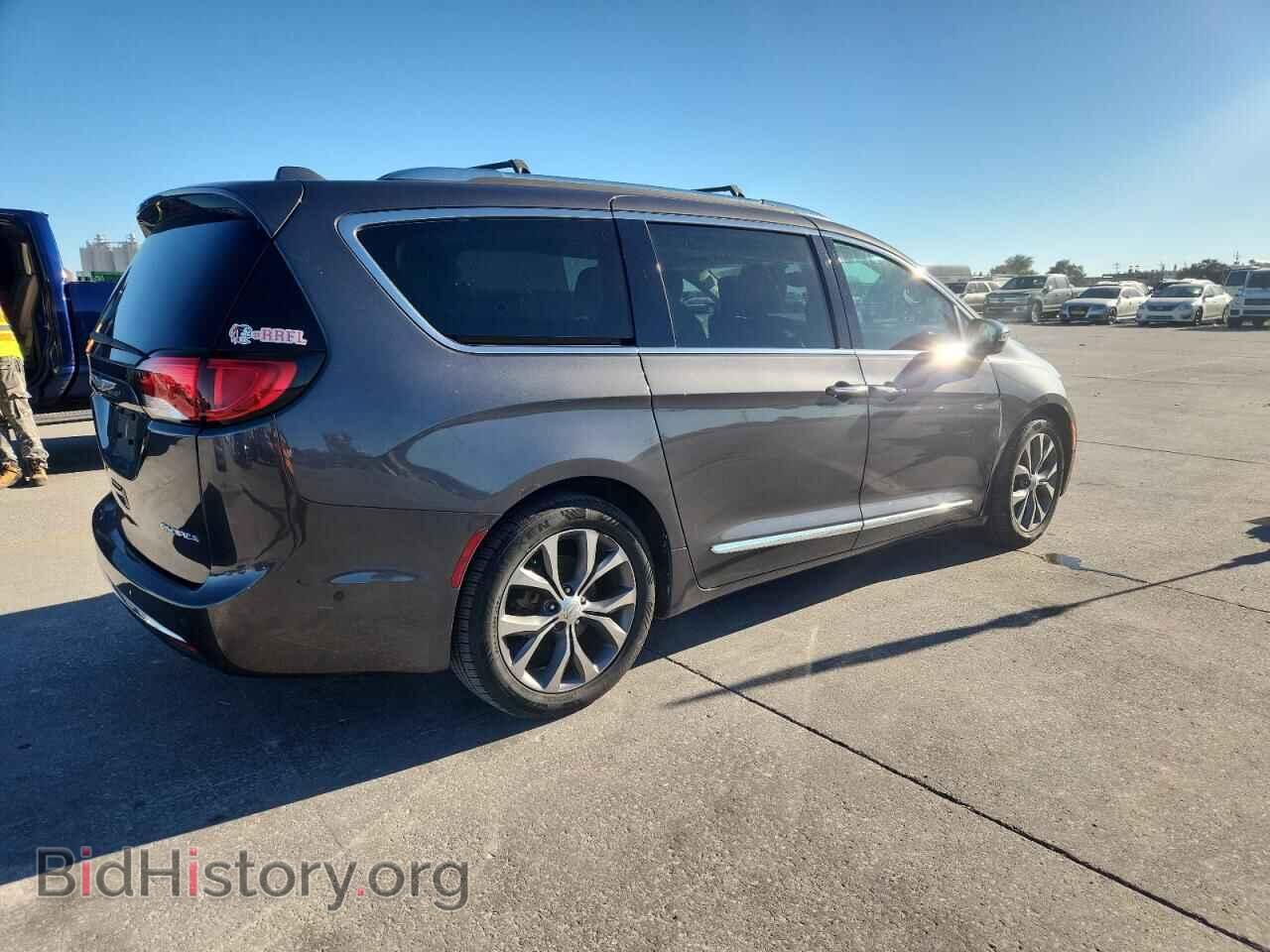 2017 CHRYSLER PACIFICA - VIN: 2C4RC1GGXHR668736 - Photo 3