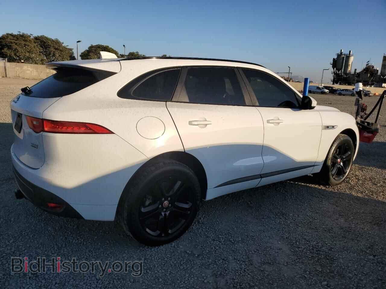 2018 JAGUAR F-PACE - VIN: SADCL2FN3JA261674 - Фото 3