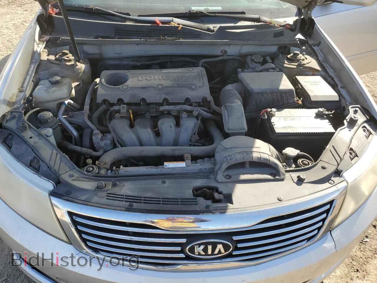 2009 KIA OPTIMA - VIN: KNAGE228595355497 - Фото 11