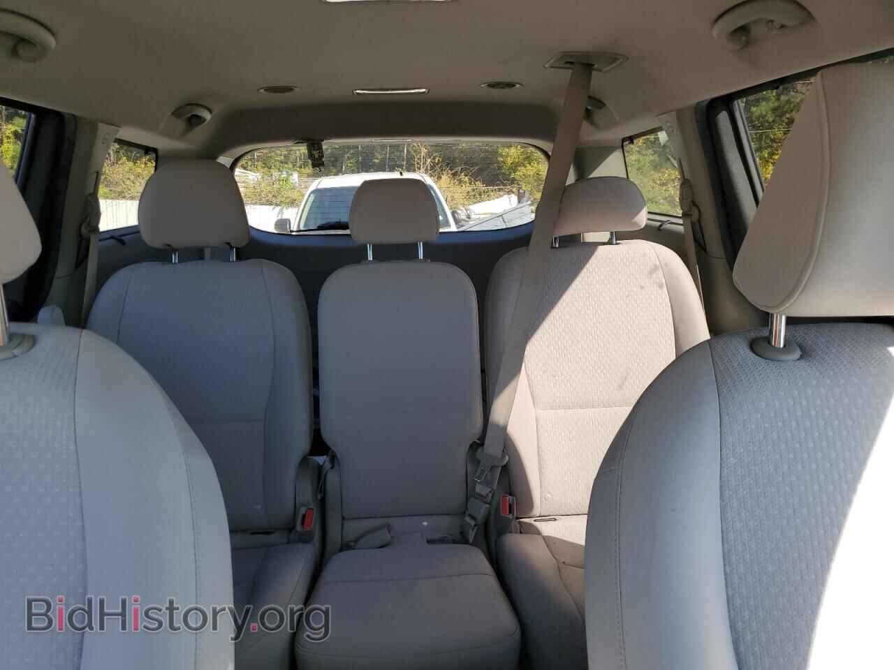2016 KIA All Models - VIN: KNDMB5C18G6090633 - Фото 10
