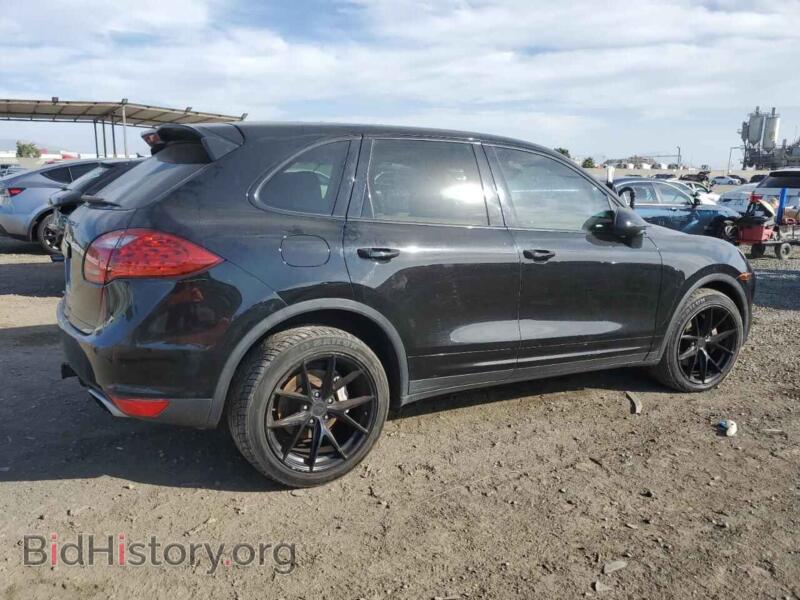 2011 Porsche CAYENNE (VIN WP1AB2A22BLA43457) — photo 3 of 13