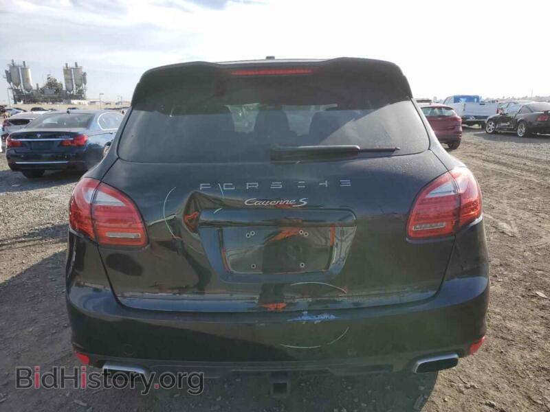 2011 Porsche CAYENNE (VIN WP1AB2A22BLA43457) — photo 6 of 13