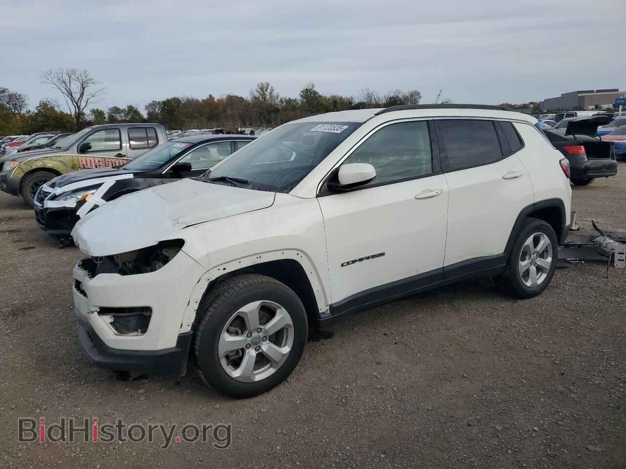 Photo 3C4NJDBB4HT672067 - JEEP COMPASS 2017