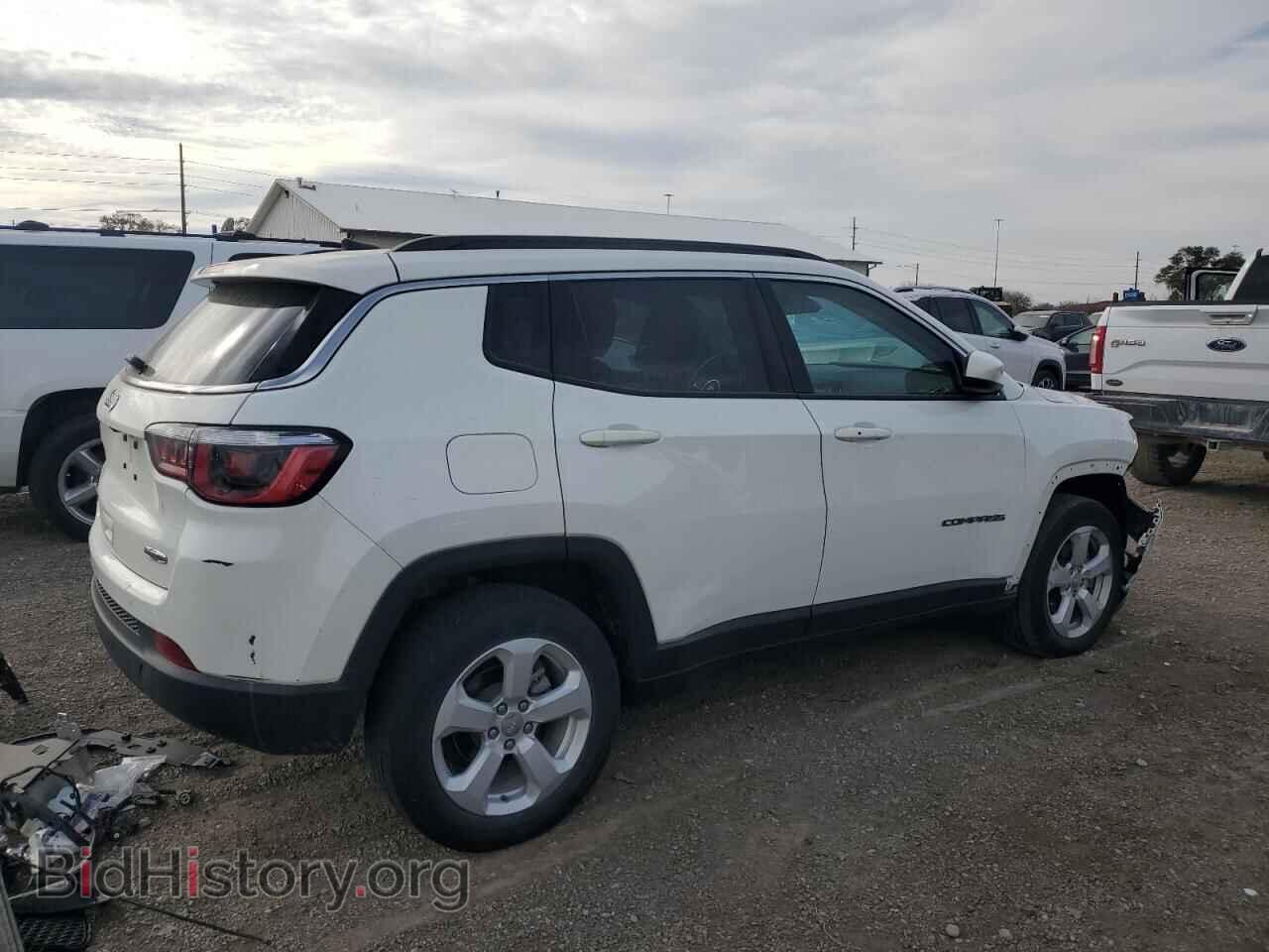2017 JEEP COMPASS - VIN: 3C4NJDBB4HT672067 - Photo 3