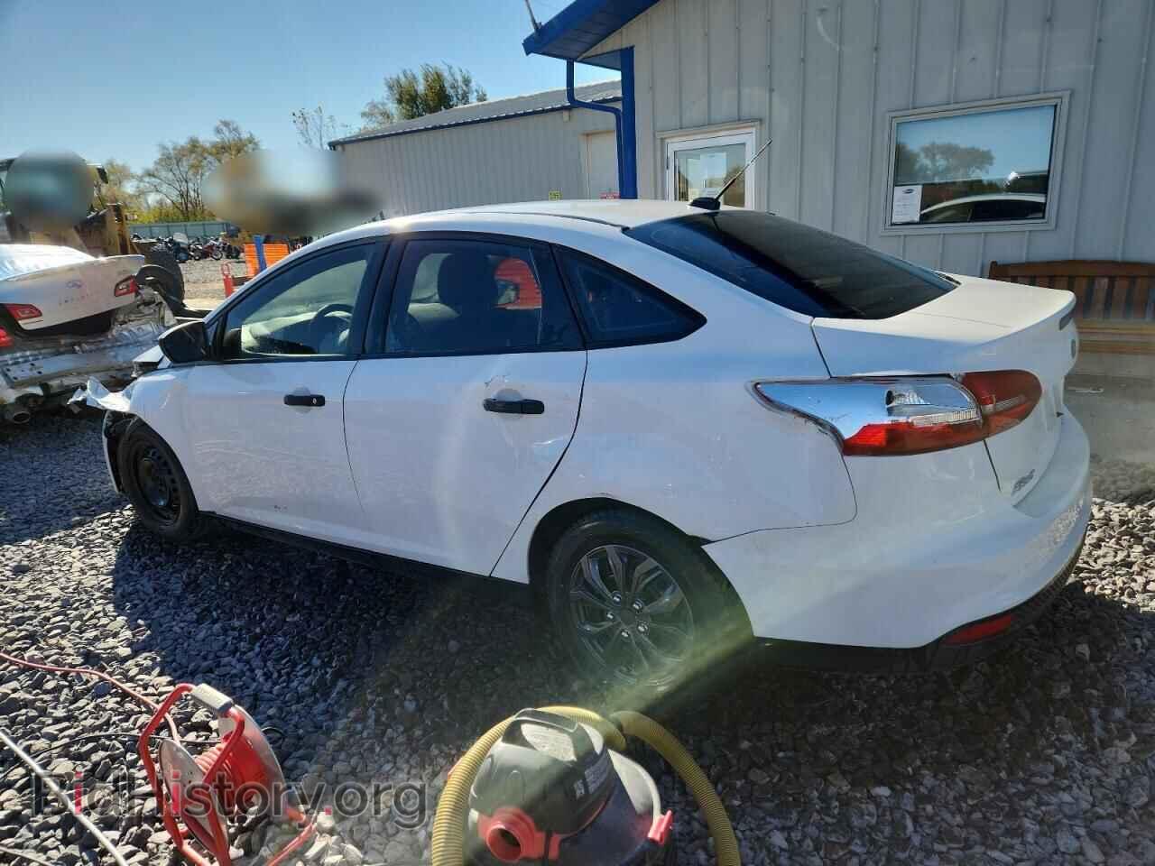 2015 FORD FOCUS - VIN: 1FADP3E26FL321689 - Фото 2