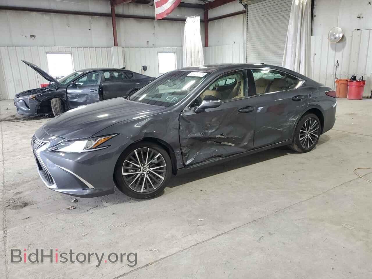 Фотография 58ADZ1B14RU172285 - LEXUS ES350 2024