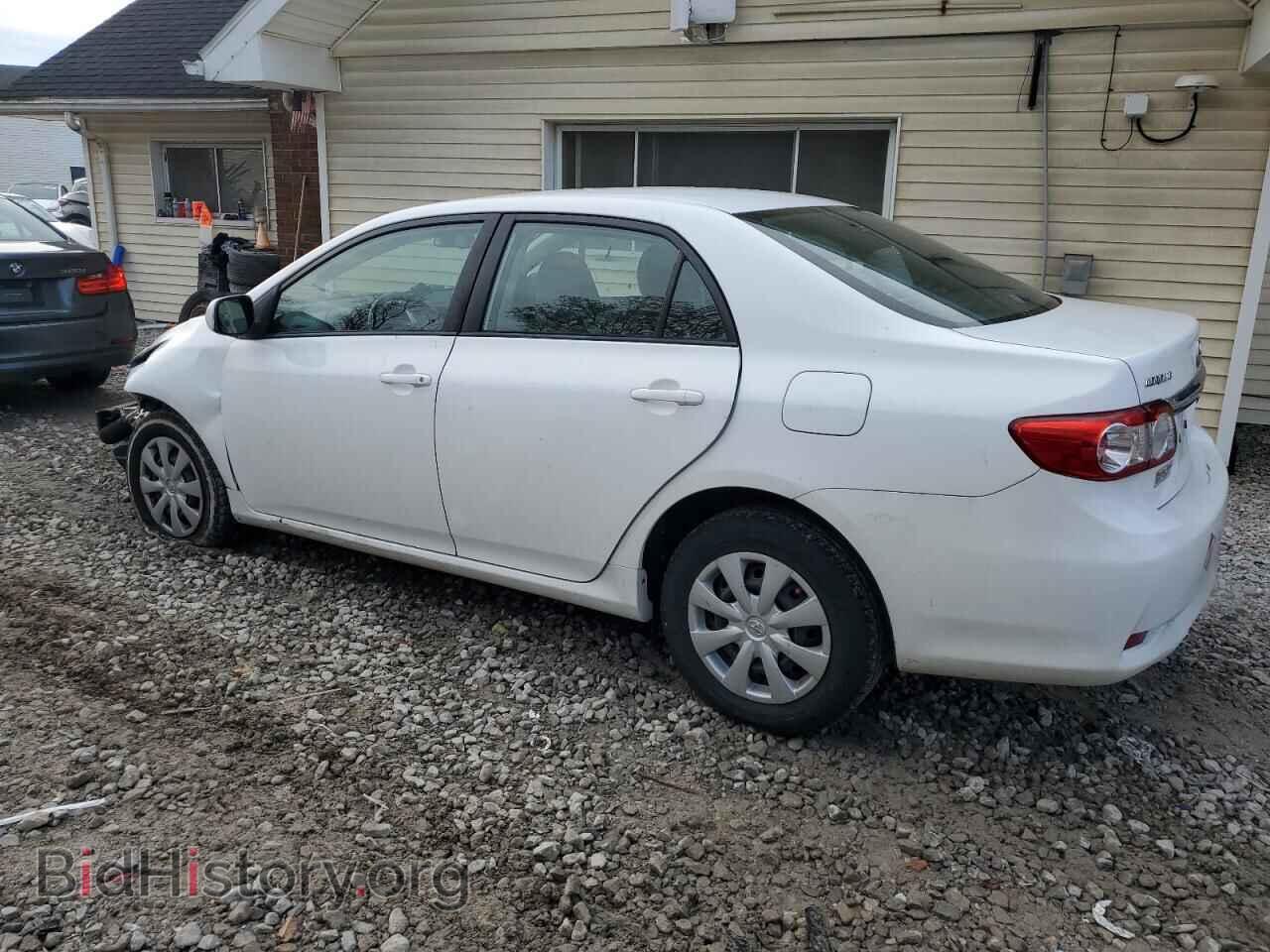 2011 TOYOTA COROLLA - VIN: 2T1BU4EE2BC752266 - Фото 2