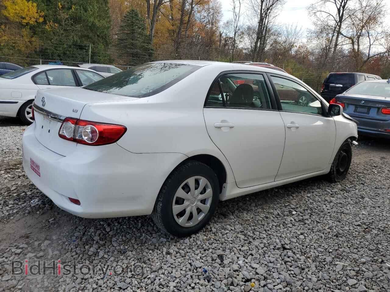 2011 TOYOTA COROLLA - VIN: 2T1BU4EE2BC752266 - Фото 3
