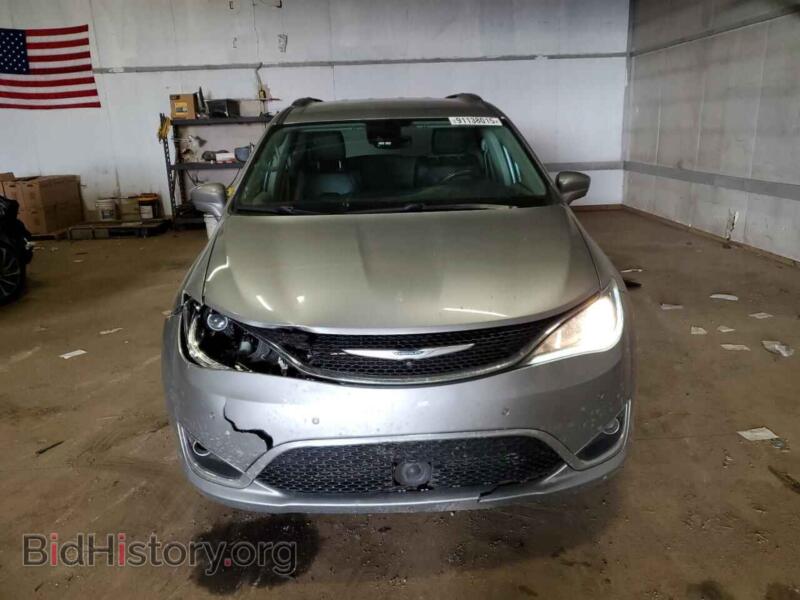2017 Chrysler PACIFICA (VIN 2C4RC1EG5HR832445) — photo 5 of 13