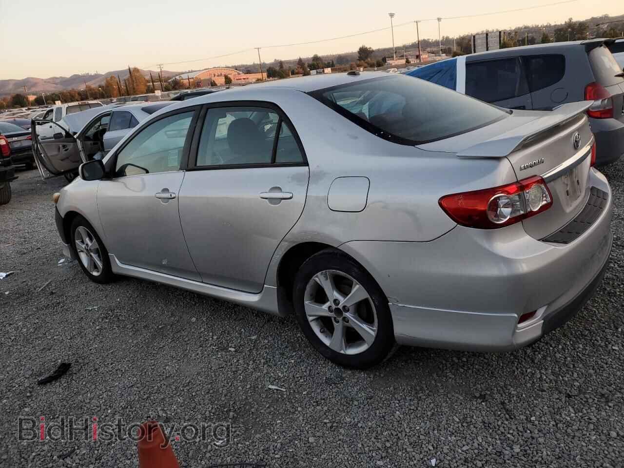 2011 TOYOTA COROLLA - VIN: 2T1BU4EE2BC669260 - Фото 2