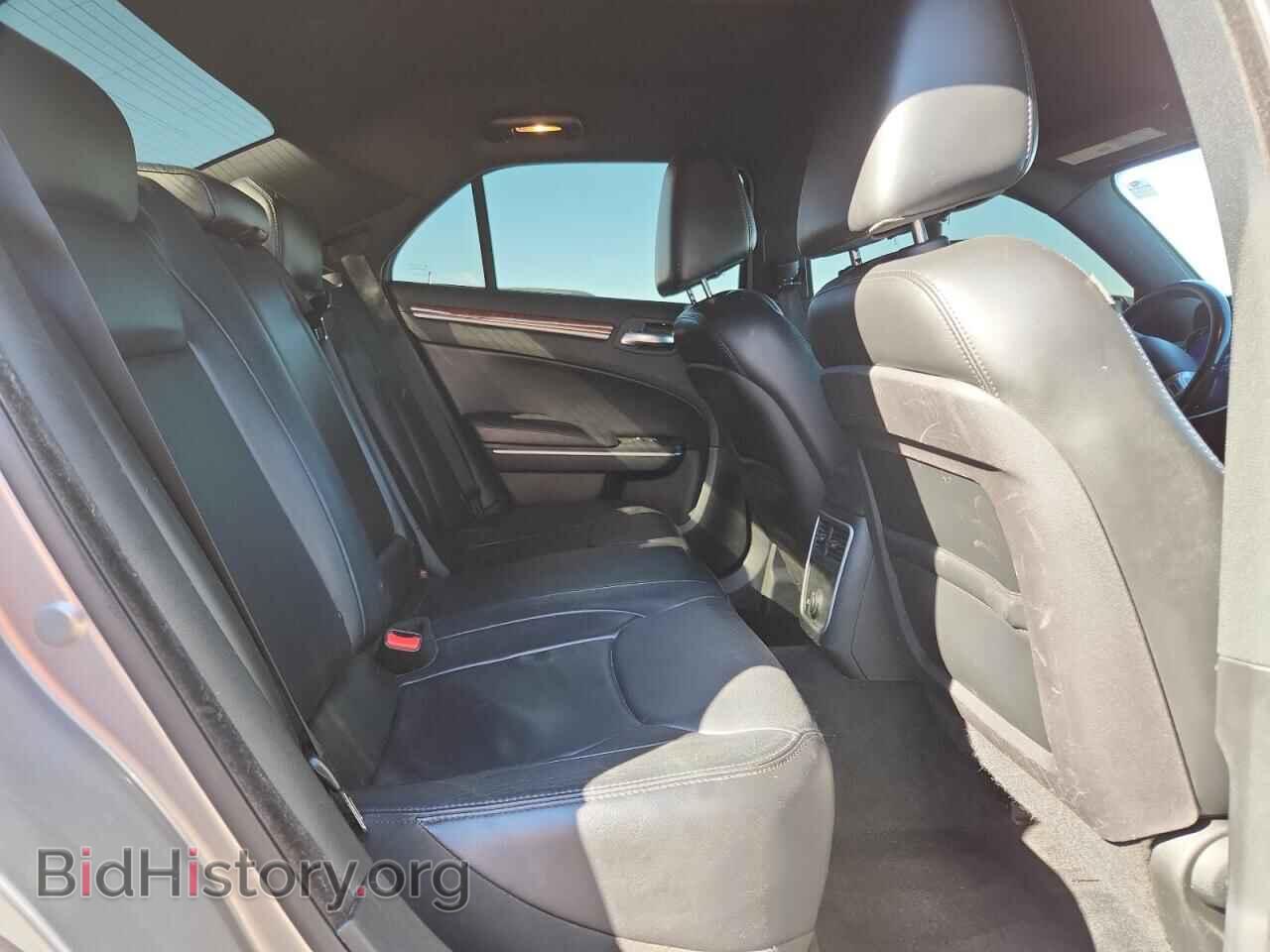 2014 CHRYSLER 300 - VIN: 2C3CCAAG3EH289050 - Фото 10