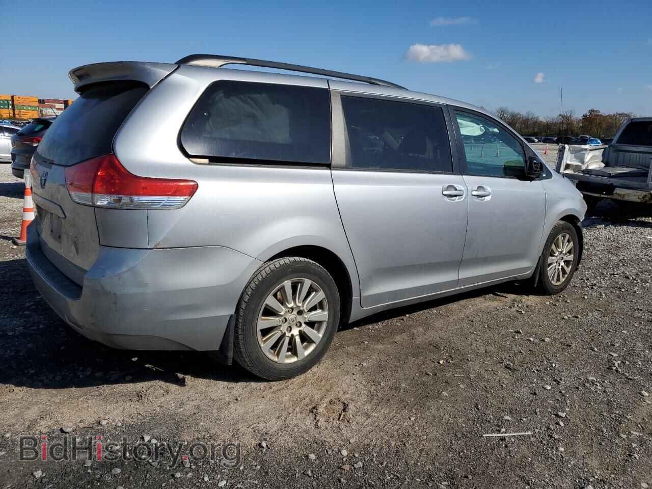 2011 TOYOTA All Models - VIN: 5TDJK3DC7BS015115 - Фото 3