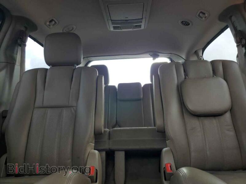 2011 Chrysler MINIVAN (VIN 2A4RR8DG3BR683687) — photo 10 of 15