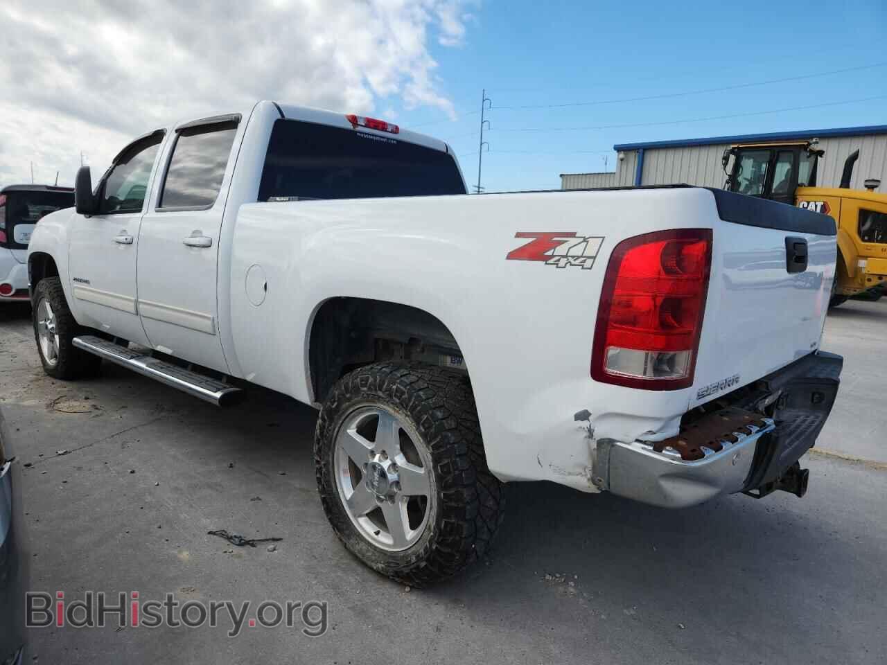 2014 GMC SIERRA - VIN: 1GT121E81EF147175 - Фото 2