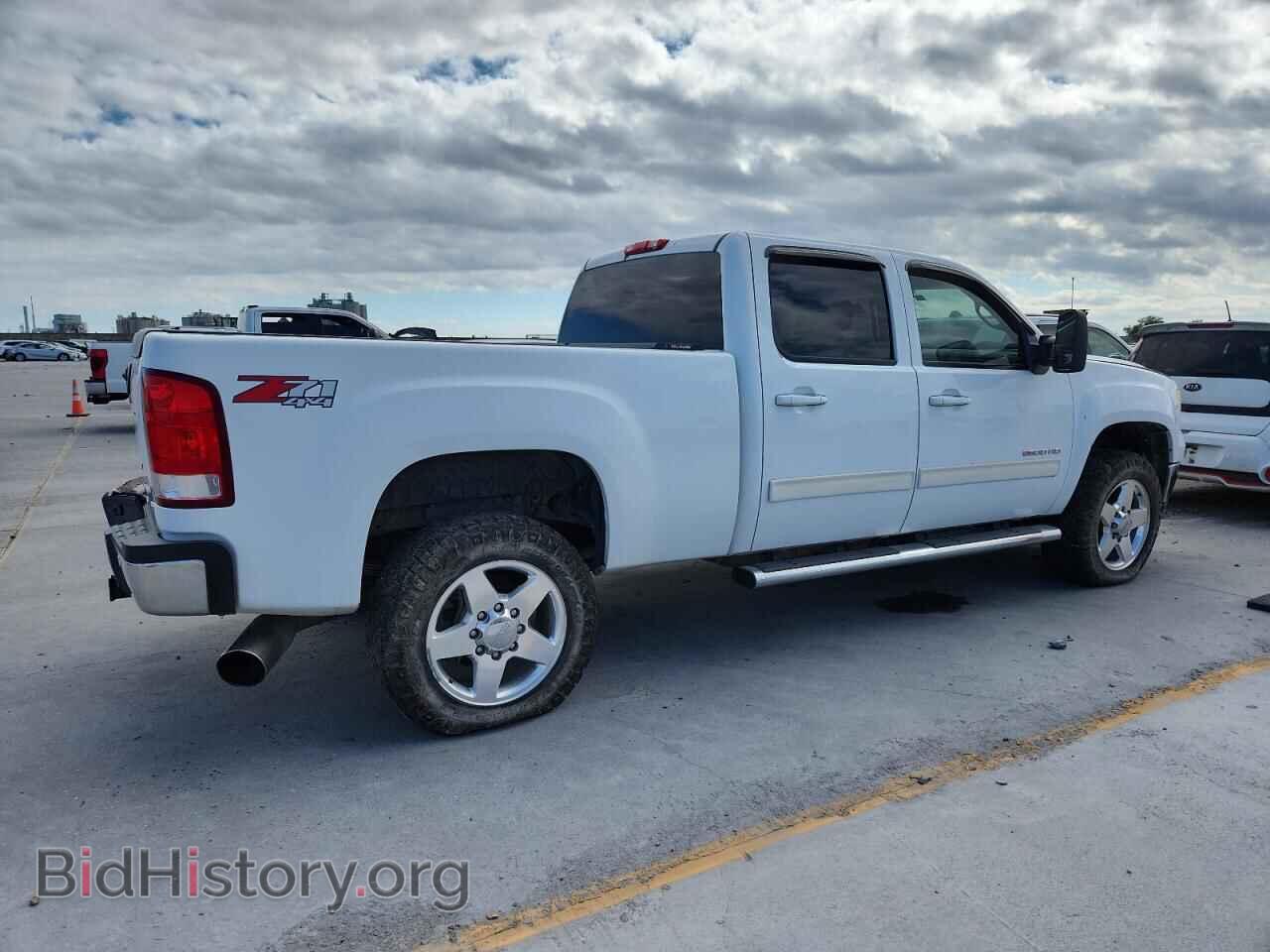 2014 GMC SIERRA - VIN: 1GT121E81EF147175 - Фото 3