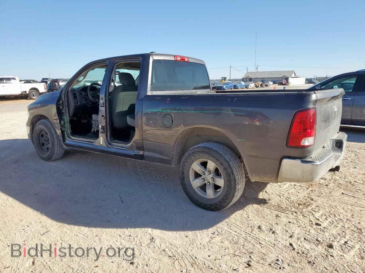 2018 RAM 1500 - VIN: 1C6RR6FG2JS277704 - Photo 2