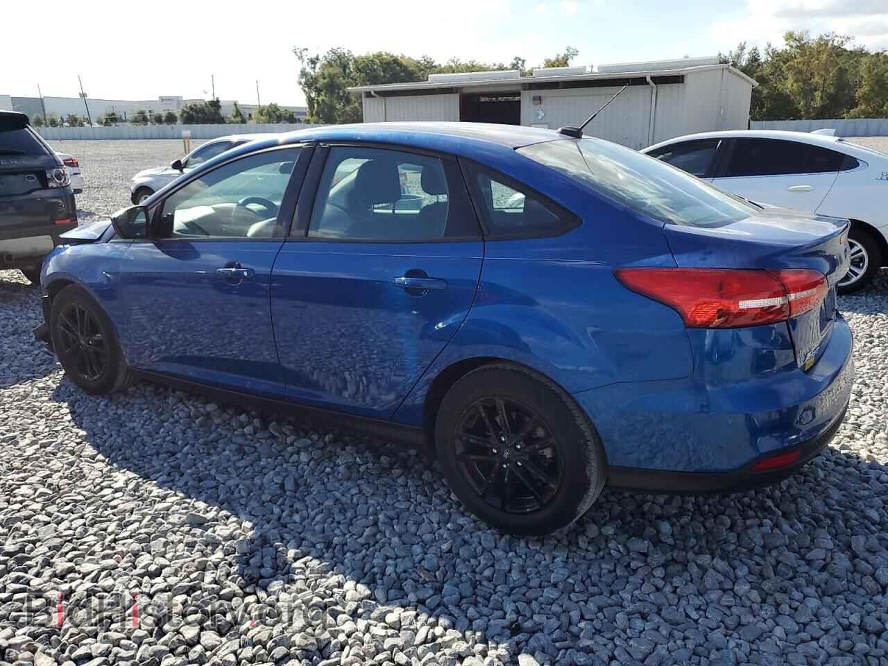 2018 FORD FOCUS - VIN: 1FADP3FE4JL275524 - Фото 2
