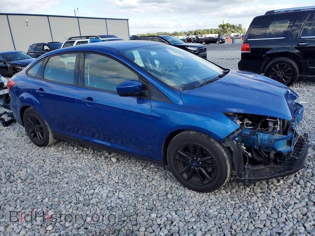 2018 FORD FOCUS - VIN: 1FADP3FE4JL275524 - Фото 4