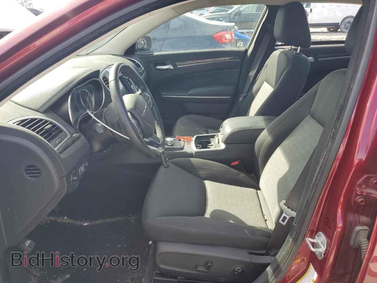 2018 CHRYSLER 300 - VIN: 2C3CCAAG1JH278185 - Фото 7