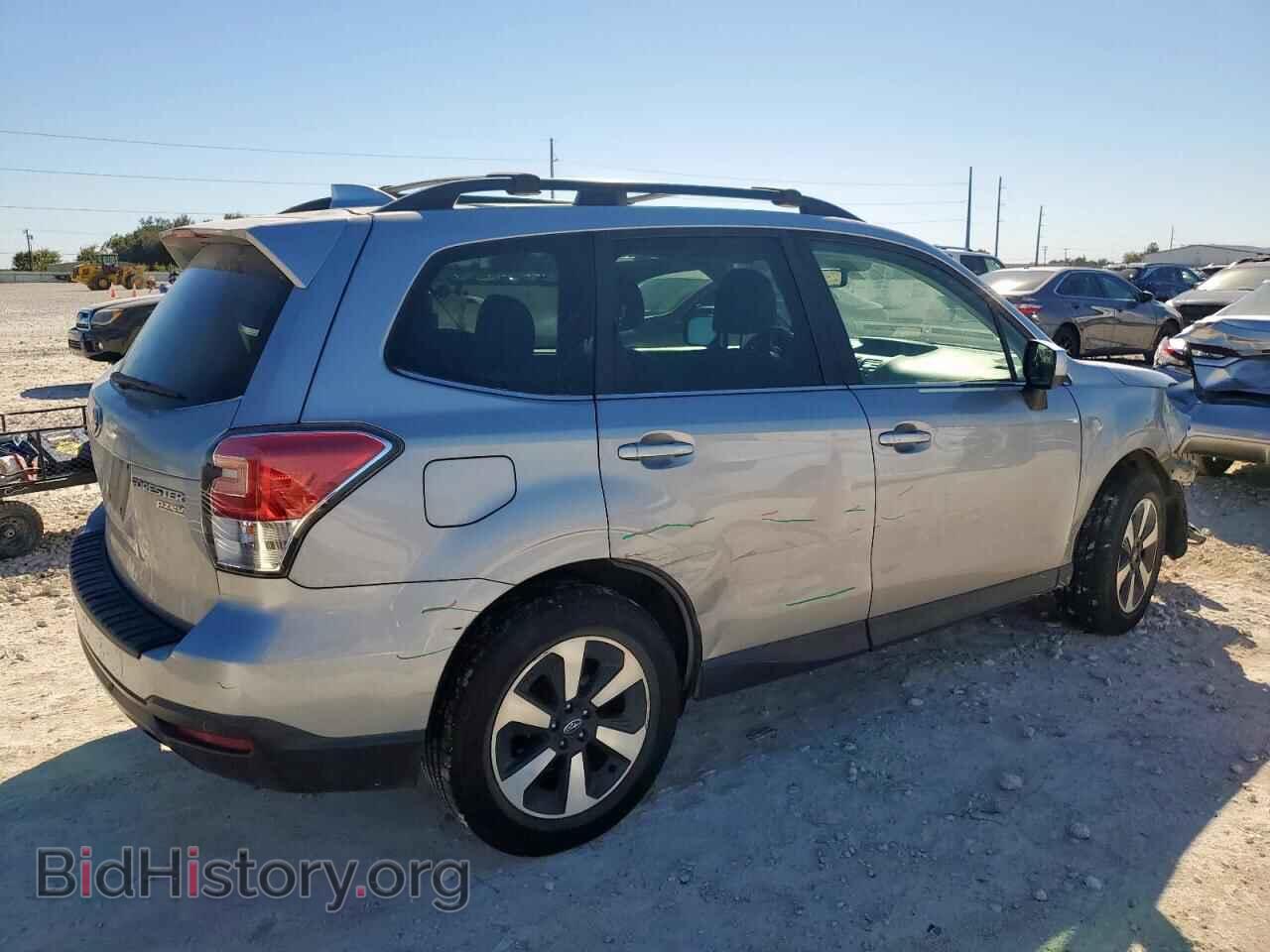 2017 SUBARU FORESTER - VIN: JF2SJARC1HH504452 - Фото 3